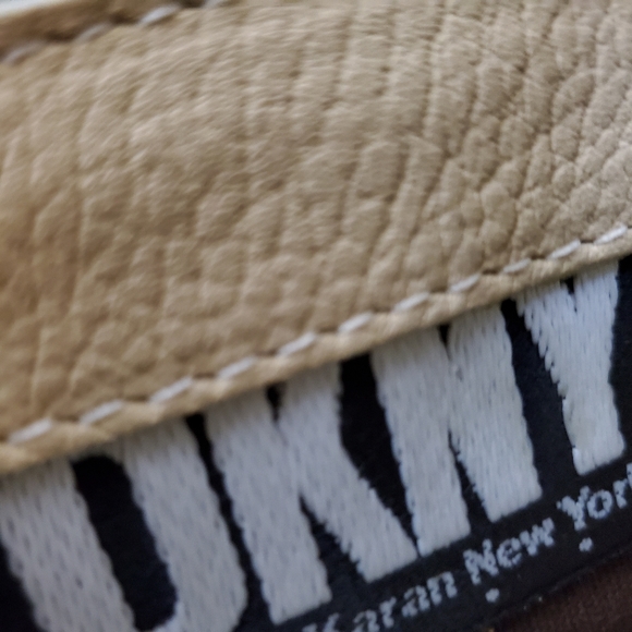 DKNY crossbody bag - Picture 2 of 8